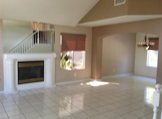 1044 E Pennsylvania Ave, Fresno, CA 93720