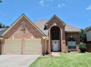 15610 Valley Creek Dr, Houston, TX 77095