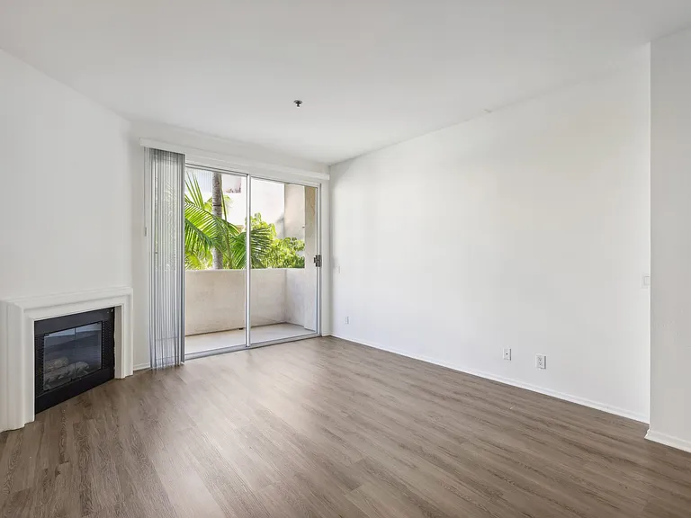 1 Bedroom 1 Bathroom