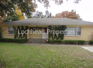 7334 Ravehill Ln, Dallas, TX 75227