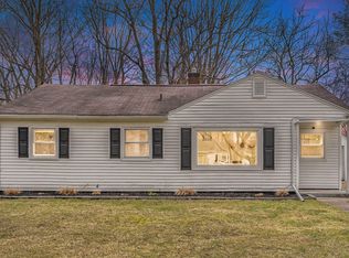 3410 Random Rd, Kalamazoo, MI 49004