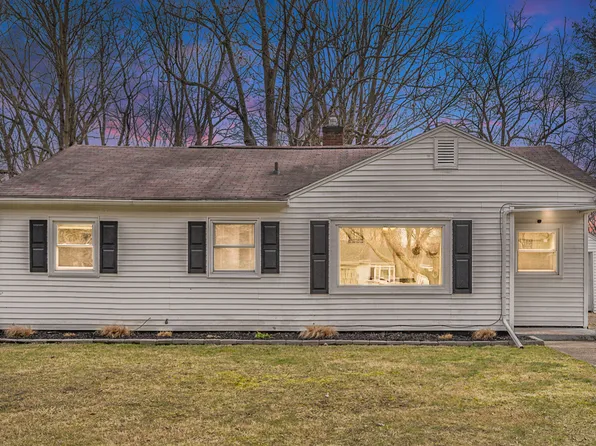 3410 Random Rd, Kalamazoo, MI 49004