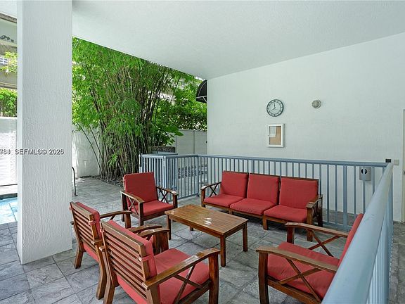 4th image of 234 NE 3rd St APT 2109
