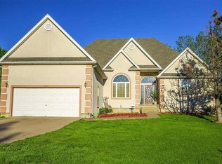 4167 Apple Ridge Rd, Sedalia, MO 65301