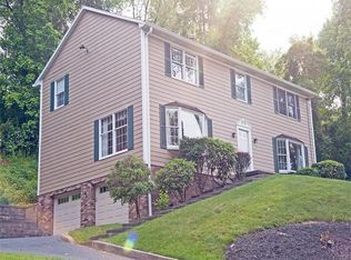 220 Field Club Rd, Pittsburgh, PA 15238