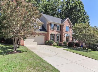 139 Foxfield Park Dr, Mooresville, NC 28115