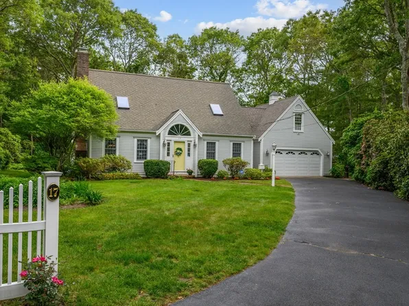 17 Capstan Way, Barnstable, MA 02630
