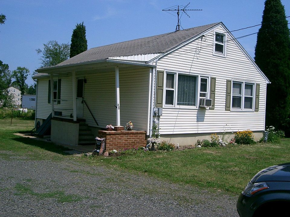 Exterior 1.3 acres!