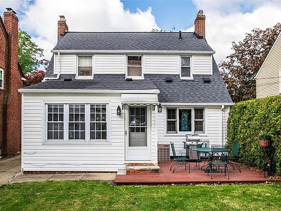 3rd image of 3139 W 160th St