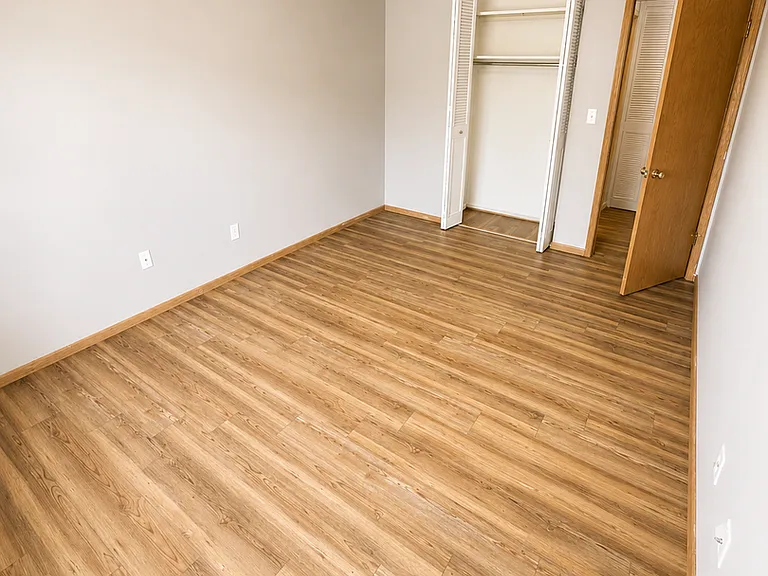 604 N Black River St — Photo 24