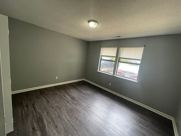 120 Joe Powell Ln #11 — Photo 1