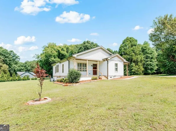 1445 N Forest Ave, Hartwell, GA 30643
