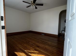 1623 16th St #A, Nitro, WV 25143