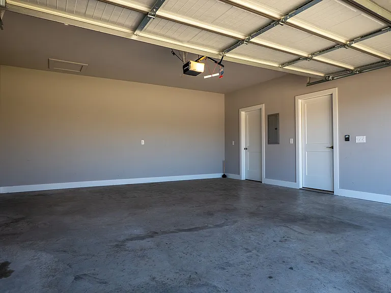 1735 Booker Cir — Photo 3