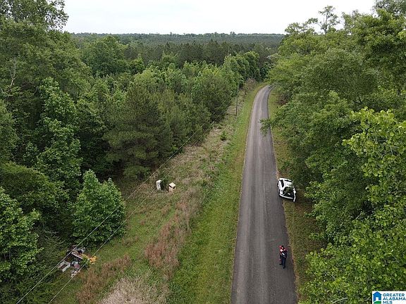 3rd image of Edna Rd #1