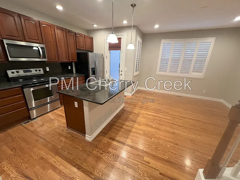 9256 Kornbrust Dr — Photo 18