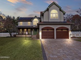 742 Tall Oaks Dr, Brick, NJ 08724