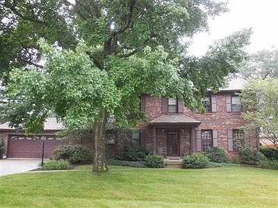 1st image of 8 Sheffield Ln