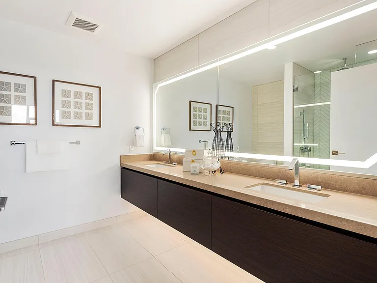 188 Bellevue Way NE #1707 — Photo 4