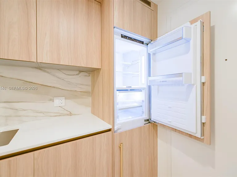 77 SE 5th St #2604 — Photo 10