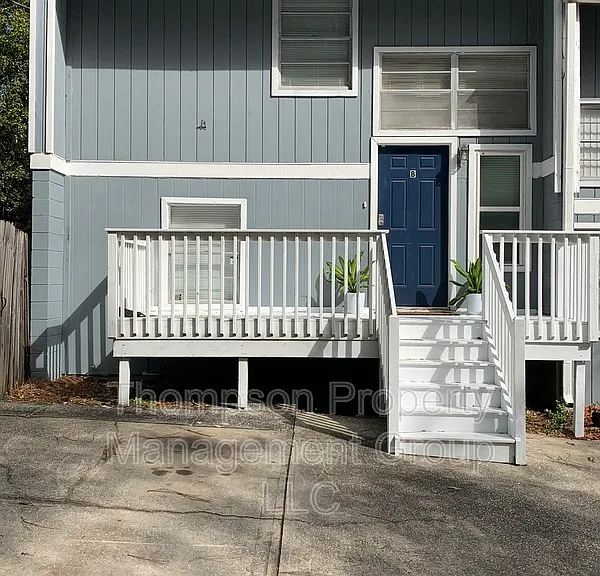 1736 E Mulberry Dr — Photo 1
