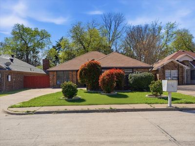 1133 Walnut Hill Ln, Desoto, TX, 75115