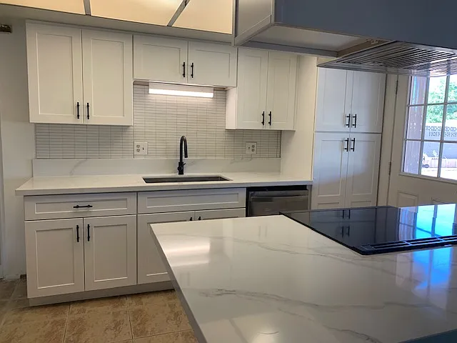 3 bed, 1380 sqft, $2,100 — Photo 3