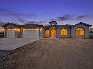 9 Leibel Ct, Los Lunas, NM 87031