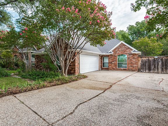 2nd image of 252 Plantation Dr