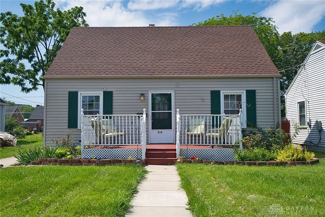 316 Mann Ave photo 1