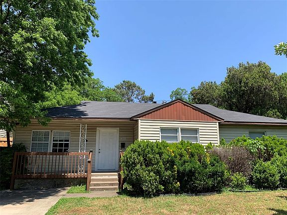 2nd image of 3833 Davila Dr