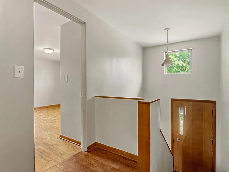1705 & 1707 Cooper Ave — Photo 6