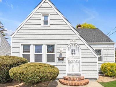 169 E Roosevelt Avenue, Roosevelt, NY, 11575