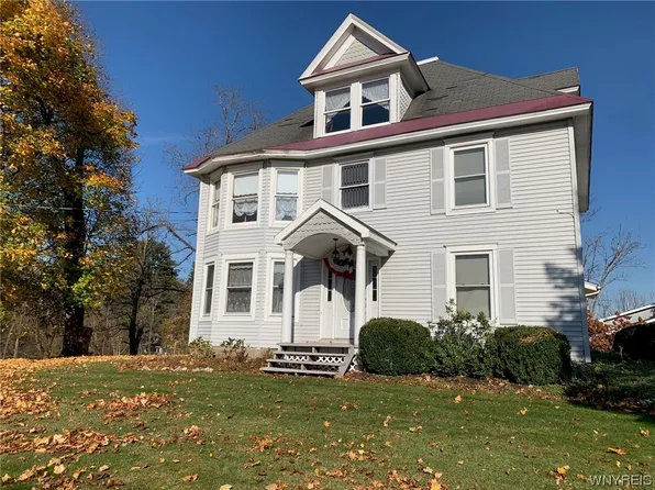 604 E Main St, Springville, NY 14141