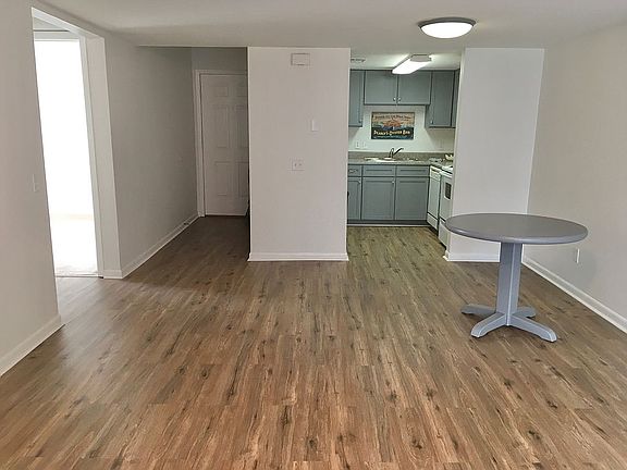 Entrance and dining area