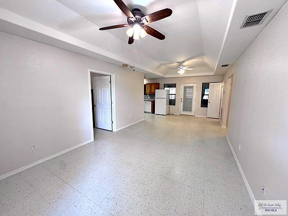 2nd image of 825 Line 17 Rd