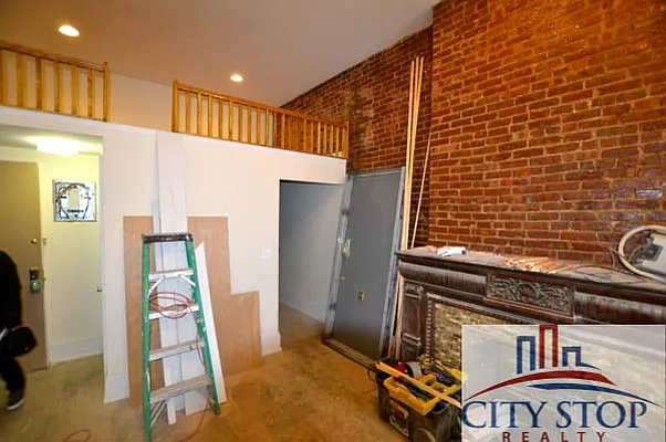 Rented by City Stop Realty | media 16