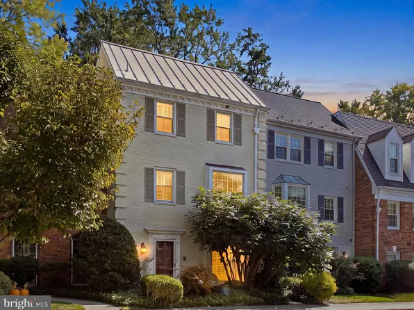 1107 Wimbledon Dr, Mc Lean, VA 22101