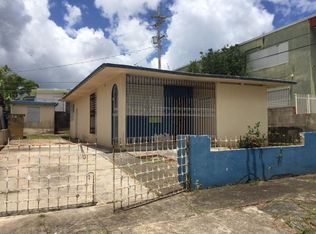 2H3 Calle Elodea, Bayamon, PR 00956