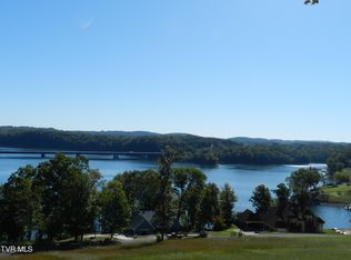 2492 Starboard Crest Rd, Morristown, TN 37814