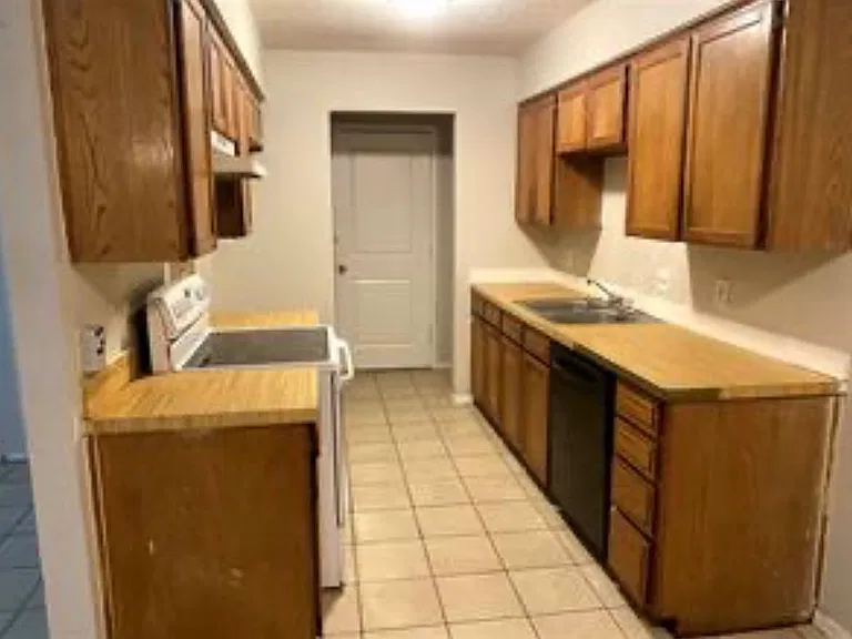 2832 Ridgecrest Dr — Photo 9