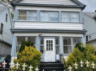 137 Smith St, Newark, NJ 07106