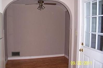 5th image of 221 Ames St