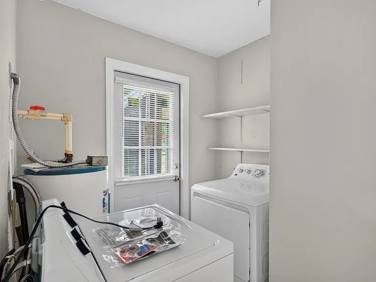 255 Woodside Dr — Photo 18