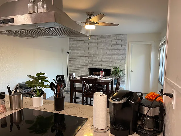 1324 E Verlea Dr — Photo 16