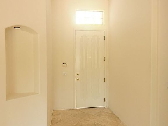 2nd image of 11160 N Par Dr