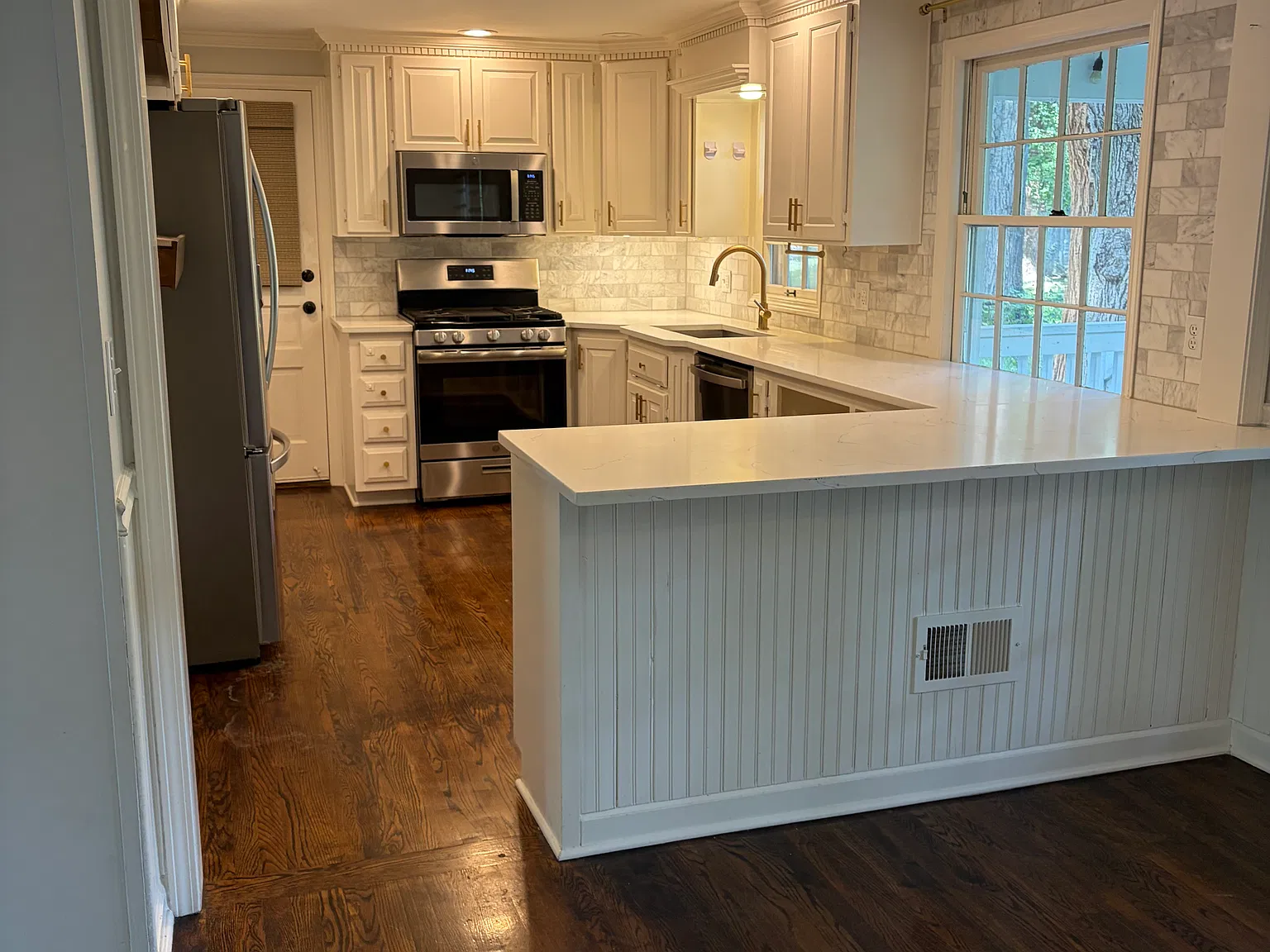 3 bed, 1250 sqft, $2,900 — Photo 3