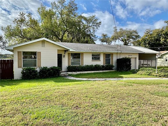 5th image of 1233 Walker Cir S