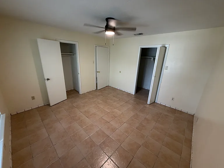 5302 Springfield Ave #224 — Photo 10