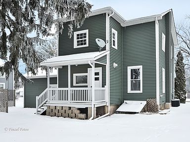 360 Elm St Marengo Il 60152 Zillow